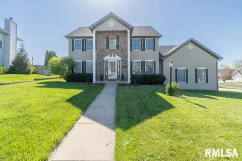 610 S Breckenridge Dr, Dunlap, IL 61525