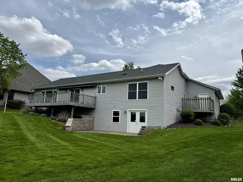 907 Oakview Dr, Macomb, IL 61455 photo 38