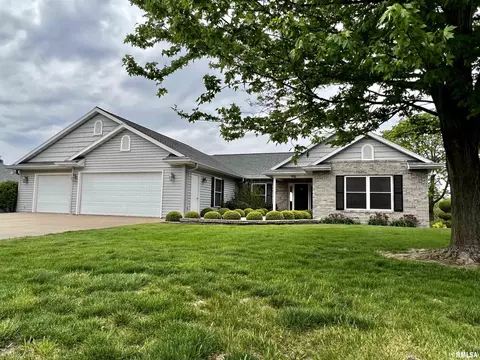 907 Oakview Dr, Macomb, IL 61455 photo 35