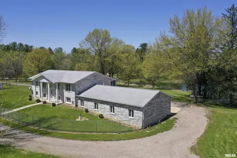 4720 S Hanna City-glasford Rd, Hanna City, IL 61536