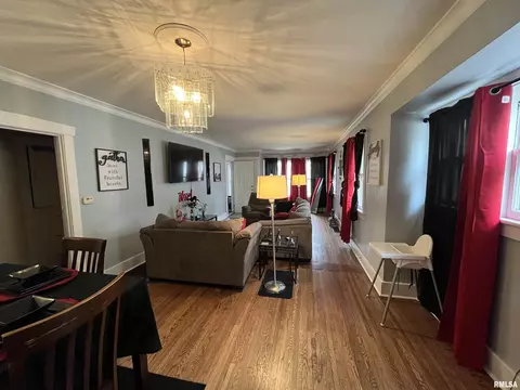 519 E Thrush Ave, Peoria, IL 61603 photo 3