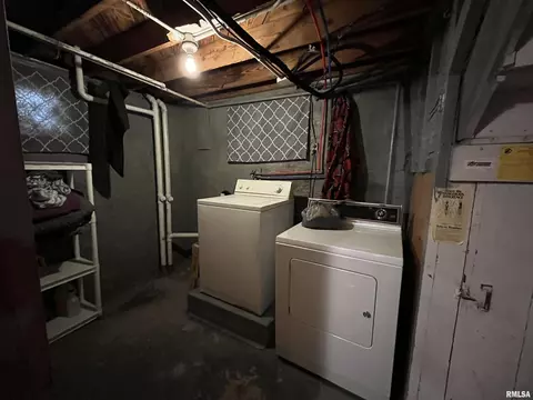 519 E Thrush Ave, Peoria, IL 61603 photo 10