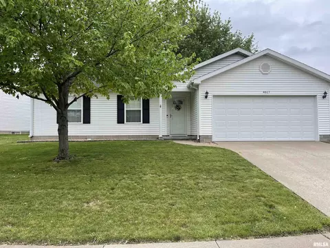 4617 W Rockwell Dr, Peoria, IL 61615