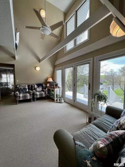 18 Bricker Cir, Avon, IL 61415 photo 10