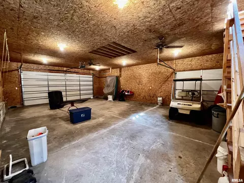 18 Bricker Cir, Avon, IL 61415 photo 50