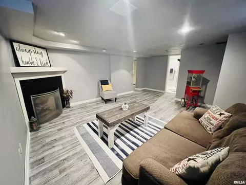 124 N Normal St, Macomb, IL 61455 photo 37