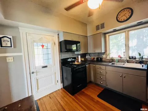 124 N Normal St, Macomb, IL 61455 photo 23
