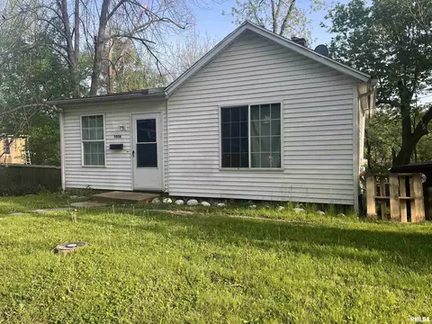 1006 W Donald St, Peoria, IL 61604