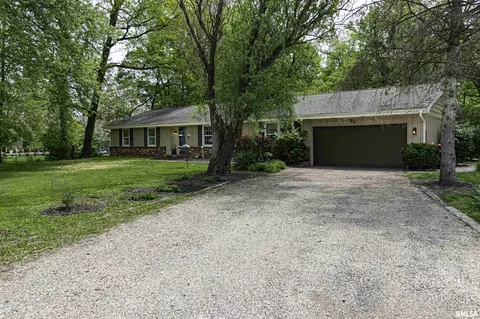 700 W Mossville Rd, Peoria, IL 61615