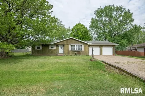202 Linden Ln, Green Valley, IL 61534