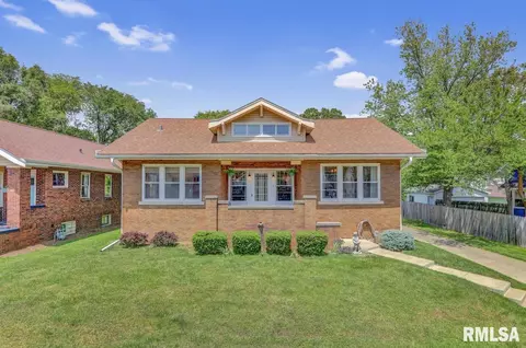 415 W Hanssler Pl, Peoria, IL 61604