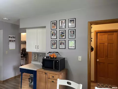407 Main St, Eureka, IL 61530 photo 33
