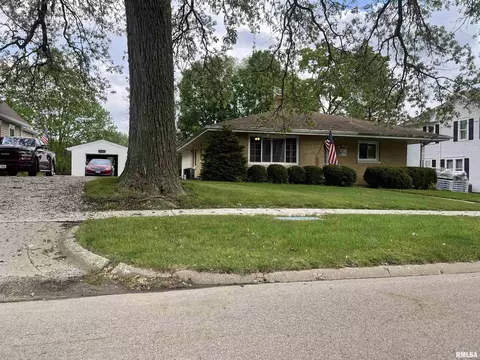 407 Main St, Eureka, IL 61530 photo 51