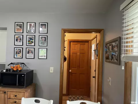 407 Main St, Eureka, IL 61530 photo 34