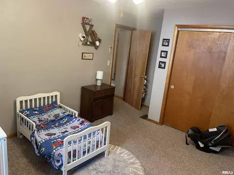 407 Main St, Eureka, IL 61530 photo 9