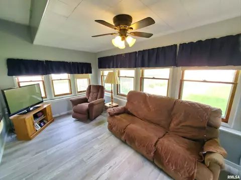 207 S Major St, Eureka, IL 61530 photo 22