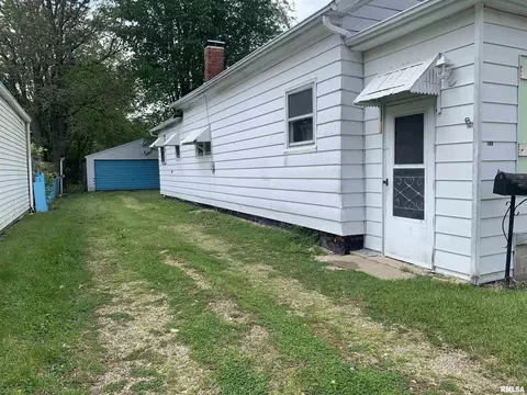 436 N 9th Ave, Canton, IL 61520 photo 2