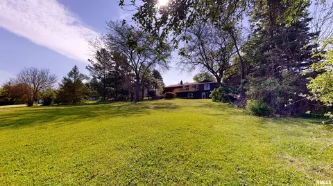 208 Elm Cir, Eureka, IL 61530 photo 57