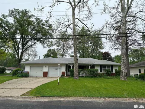 1513 W West Aire Ave, Peoria, IL 61614