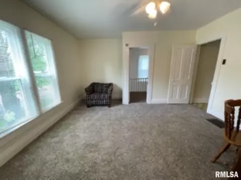 430 E Murray St, Macomb, IL 61455 photo 9