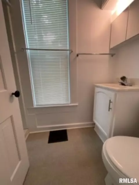 430 E Murray St, Macomb, IL 61455 photo 20
