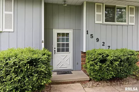 15927 N Regency Park Pl, Chillicothe, IL 61523