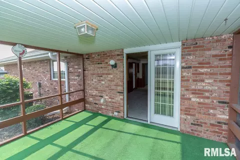 314 E Peoria St, Goodfield, IL 61742 photo 31