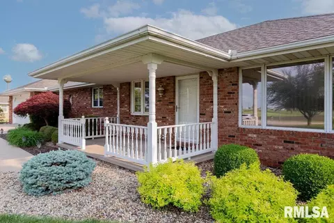 314 E Peoria St, Goodfield, IL 61742