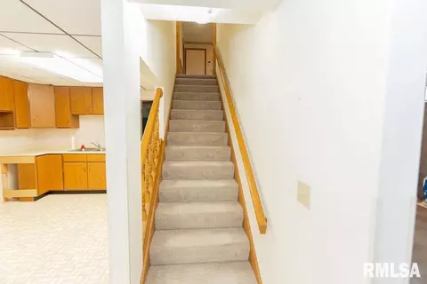 314 E Peoria St, Goodfield, IL 61742 photo 40