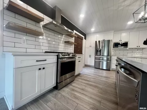 12 Hickory Grv, Macomb, IL 61455 photo 9