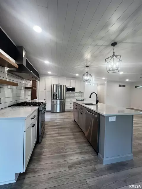 12 Hickory Grv, Macomb, IL 61455 photo 11