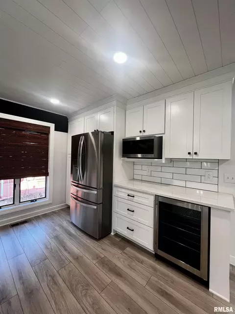 12 Hickory Grv, Macomb, IL 61455 photo 13
