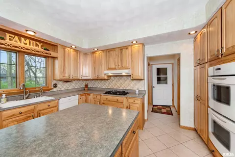 3627 Eagle Bnd, Pekin, IL 61554 photo 17