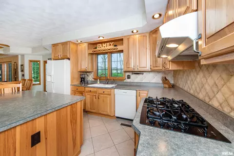 3627 Eagle Bnd, Pekin, IL 61554 photo 19