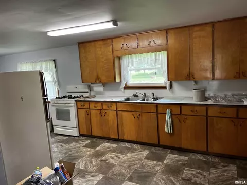 190 Railroad St, Smithfield, IL 61477 photo 20