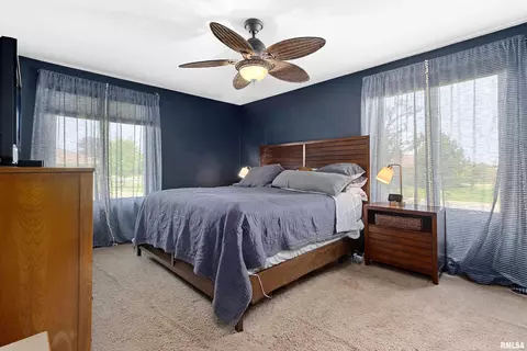 105 N 6th St, Roanoke, IL 61561 photo 42