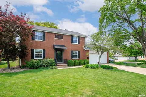 3323 N Isabell Ave, Peoria, IL 61604