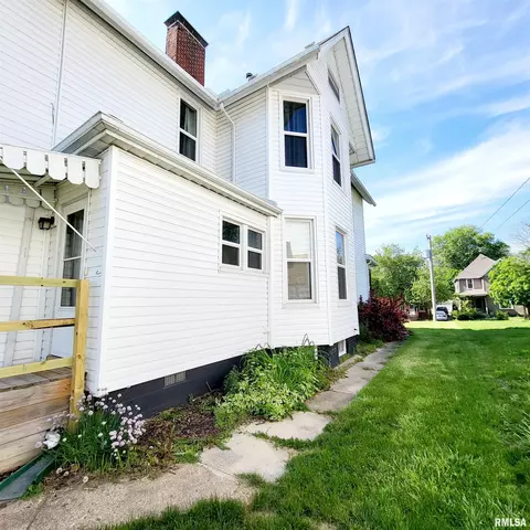 312 W Pine St, Canton, IL 61520 photo 64