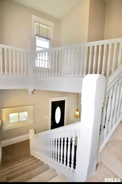 312 W Pine St, Canton, IL 61520 photo 7