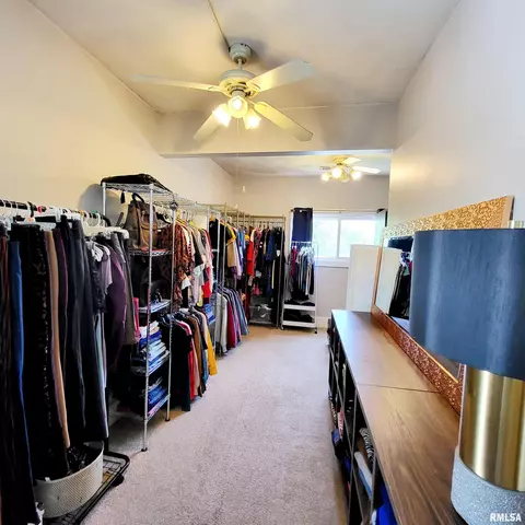 312 W Pine St, Canton, IL 61520 photo 52