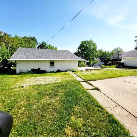 312 W Pine St, Canton, IL 61520 photo 66