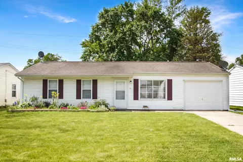 21 Gulf Stream Ave, Bartonville, IL 61607