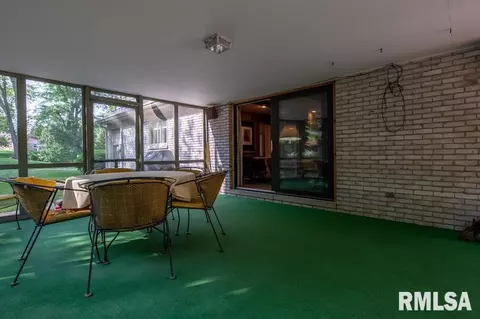 75 Hemlock Ter, Canton, IL 61520 photo 37