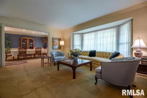 75 Hemlock Ter, Canton, IL 61520 photo 14