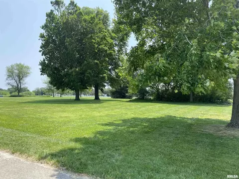1009 Candy Ln, Macomb, IL 61455 photo 7