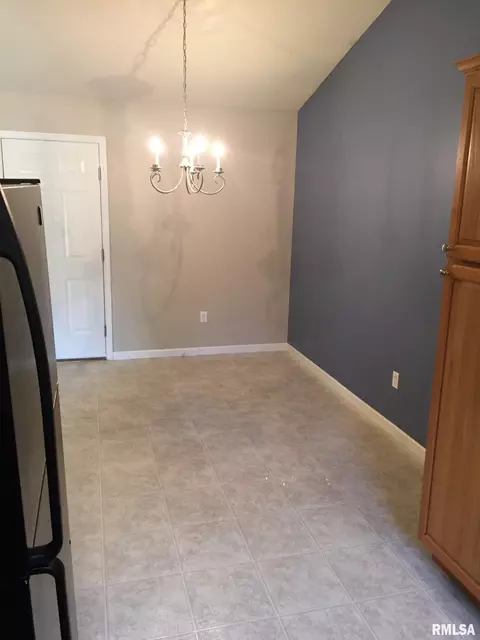 5904 W Brookmere St, Edwards, IL 61528 photo 6