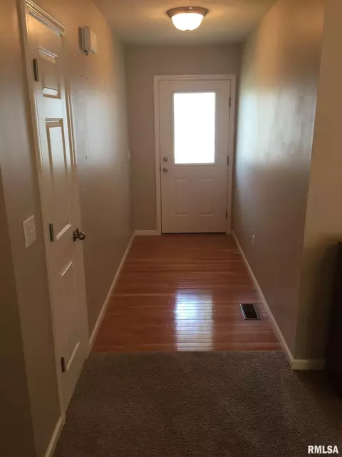 5904 W Brookmere St, Edwards, IL 61528 photo 4