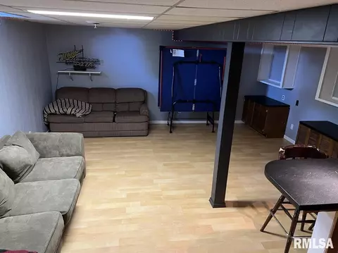 180 Arlington Dr, Macomb, IL 61455 photo 27