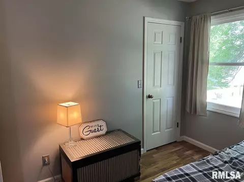 180 Arlington Dr, Macomb, IL 61455 photo 21
