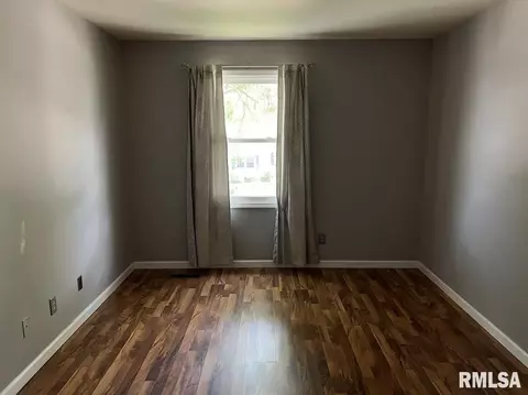 180 Arlington Dr, Macomb, IL 61455 photo 19